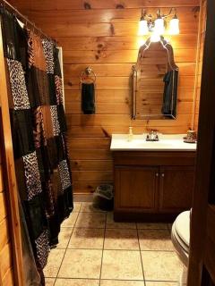 Rustic Studio Unit Perfect for a Couples Retreat in West Virginia - Valley Head - 3