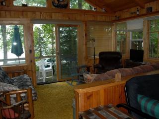 Woodland Staycation Cabin Two Hours from Minneapolis in Birchwood, Wisconsin - Birchwood - 2