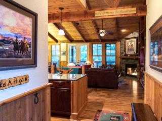 Superb Mountain Cottage on Luxury Resort in Nantahala Forest, North Carolina - Tuckasegee - 5