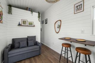 Charming Tiny House Next to Pond in Jacksonville, Florida - Pine Bluff - 7