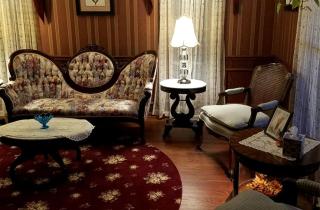 Romantic Suite on the Sleepy Creek River in Berkeley Springs, West Virginia - Berkeley Springs - 5