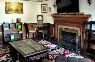 Romantic Suite on the Sleepy Creek River in Berkeley Springs, West Virginia - Berkeley Springs - 1
