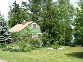 Family-Friendly Cabin Rental with Private Porch near Lake George, New York - - 0