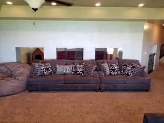 Spacious Villa for a Large Group Getaway in Garden City on Bear Lake, Utah - Garden City - 7