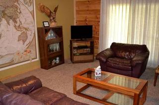 Lakefront Cabin Rental with a Screened Porch in Hazelhurst, Wisconsin - Hazelhurst - 5