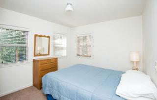 Cozy Riverside Cabin Rental with Easy Access to Chilnualna Falls in California - Wawona - 4