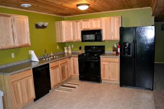 Lakefront Cabin Rental with a Screened Porch in Hazelhurst, Wisconsin - Hazelhurst - 2