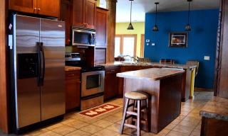Stylish Vacation Rental near Lake of the Woods in Warroad, Minnesota - Warroad - 2