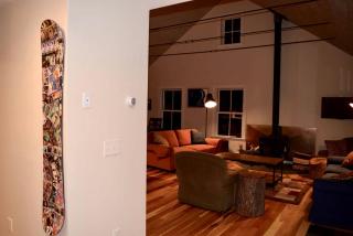 Spacious and Secluded Cabin Perfect for Winter in Huntington, Vermont - Bolton - 6