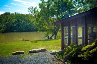 Riverfront Cabin Rental with a Private Hot Tub near Shenandoah National Park in Luray, Virginia - Luray - 7