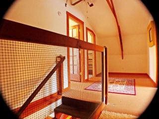Rustic Countryside Barn Rental for Unique Getaway near Ashland, Oregon - 1