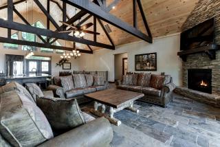 Charming Cabin with Pool Table and Swimming Pool in Branson, Missouri - 2