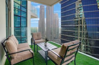 26- Apartment in Business Bay Dubai with Balcony & Pool - 9