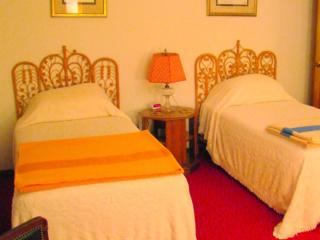 Secluded Riverfront Lodge Getaway on Hooper's Island in the Chesapeake Bay, Maryland - Fishing Creek - 9