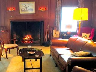 Secluded Riverfront Lodge Getaway on Hooper's Island in the Chesapeake Bay, Maryland - Fishing Creek - 3