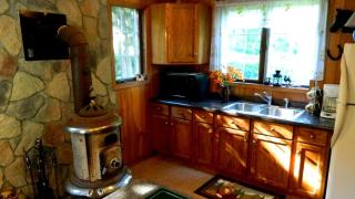Countryside Vacation Rental with a Private Hot Tub in Jo Daviess County, Illinois - 7