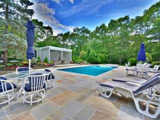 Incredible Villa Rental with a Hot Tub, a Swimming Pool, and Tennis Courts in the Hamptons, New York - Southampton - 9