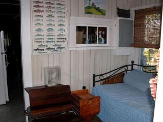 Cozy Cottage Rental with Views of Historic Lake Champlain in West Swanton, Vermont - West Swanton - 1