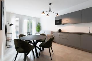 RELSTAY - De Angeli - Milan - 8