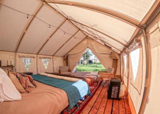 Spacious Tented Cabins Perfect for Couples in Dufur, Oregon - 8