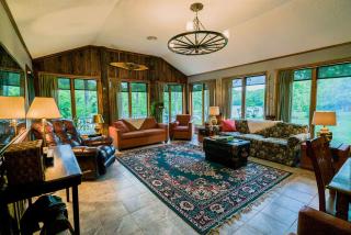 Waterfront Cabin Rental with a Hot Tub on the Shenandoah River near Luray, Virginia - Luray - 0