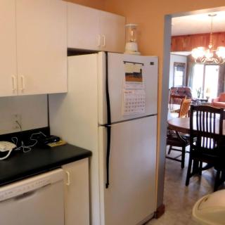 Waterfront Cabin Rental with a Hot Tub on the Shenandoah River near Luray, Virginia - Luray - 2