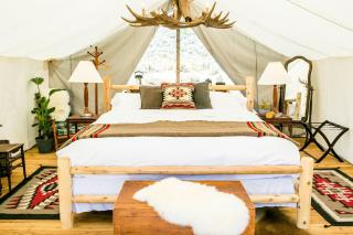 Stylish Camping Tents Set on an Organic Farm in Hudson Valley, New York State - Ghent - 8