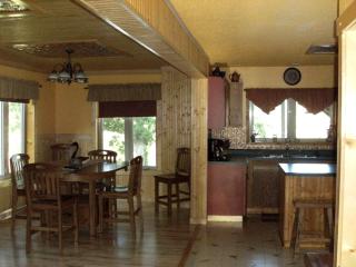 Delightful Riverfront Cabin Rental in Chippewa County near Eau Claire, Wisconsin - Holcombe - 4