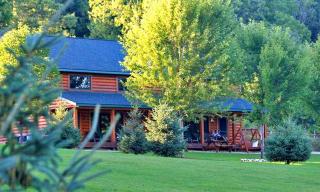Spacious Cabin Ideal for Large Groups near Lanesboro, Minnesota - - 0