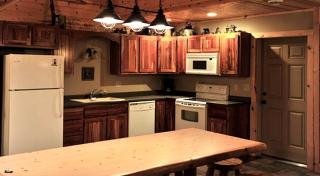 Spacious Cabin Ideal for Large Groups near Lanesboro, Minnesota - - 6