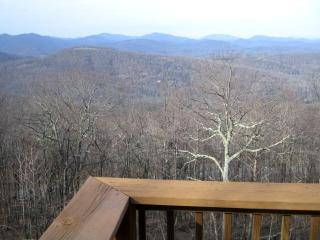 Cozy Cabin Rental with Stunning Views for Mountain Getaway in Boone, North Carolina - Boone - 1