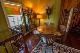 Gorgeous Historical Accommodation with Delicious Breakfast near Aurora, New York - - 6