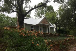 Secluded and Historic 1890s Cottage near the Blue Ridge Mountains, North Carolina - Franklin - 0