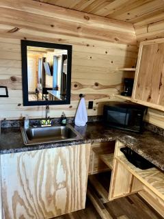 Peaceful Cabin Great for Small Groups in South Dakota - Rapid City - 6