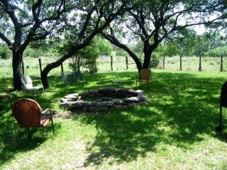 Peaceful and Secluded Lodge Rental near Llano, Texas - Llano - 1