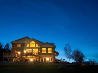 Rustic Cabin Rental with Views for Miles near Grand Teton National Park, Wyoming - Thayne - 0