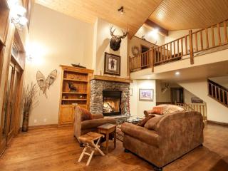 Rustic Cabin Rental with Views for Miles near Grand Teton National Park, Wyoming - Thayne - 7