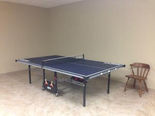 Spacious Countryside Getaway Ideal for Large Groups near Wichita, Kansas - - 8