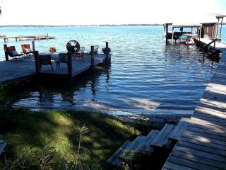 Charming Lakefront Cottage Rental Perfect for 20 near Jacksonville, Florida - Starke - 9