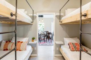 Peaceful Retreat at Dripping Springs Perfect for Texas Hill Country Weekend Getaways - Dripping Springs - 1