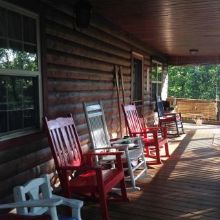 Spacious Camping Cabin Perfect for Families in the Blue Ridge Mountains of Georgia - Blairsville - 0