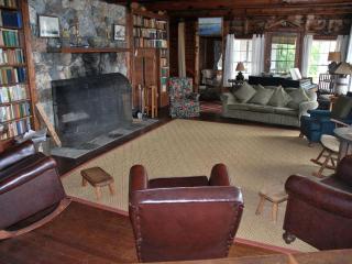 Beautiful Private Retreat with Private Beaches and Boat on McGee Island, Maine - Port Clyde - 6
