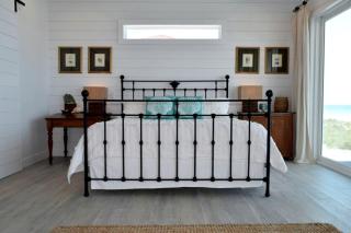 Luxury Vacation Rental with a Pool in Pensacola Beach, Florida - Pensacola - 5