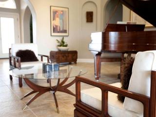 Spacious Luxury Getaway with Vineyard Views in Paso Robles, California - Creston - 3