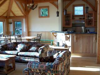 Stunning Waterfront Cabin with a Boathouse on Tupper Lake in New York - - 6