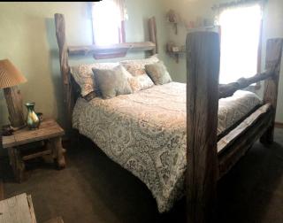 Cozy Cottage Rental for Six on a Working Ranch in Crawford, Nebraska - - 5