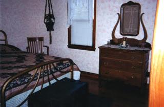 Cozy Cottage Rental for Six on a Working Ranch in Crawford, Nebraska - - 3