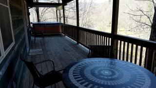 Secluded Cabin Getaway in the Mountain Town of Burnsville, North Carolina - Burnsville - 5