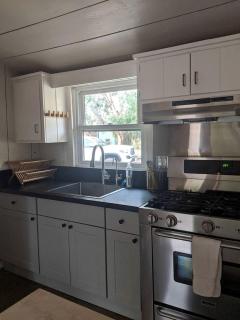 Rustic Cottage Rental with a Hot Tub Perfect for Luxury Camping in Santa Margarita - Santa Margarita - 6