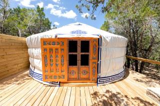 Relaxing Yurt Perfect for Couples in Dripping Springs, Texas - Hammetts Crossing - 0